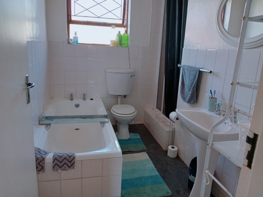 3 Bedroom Property for Sale in Strelitzia Park Eastern Cape